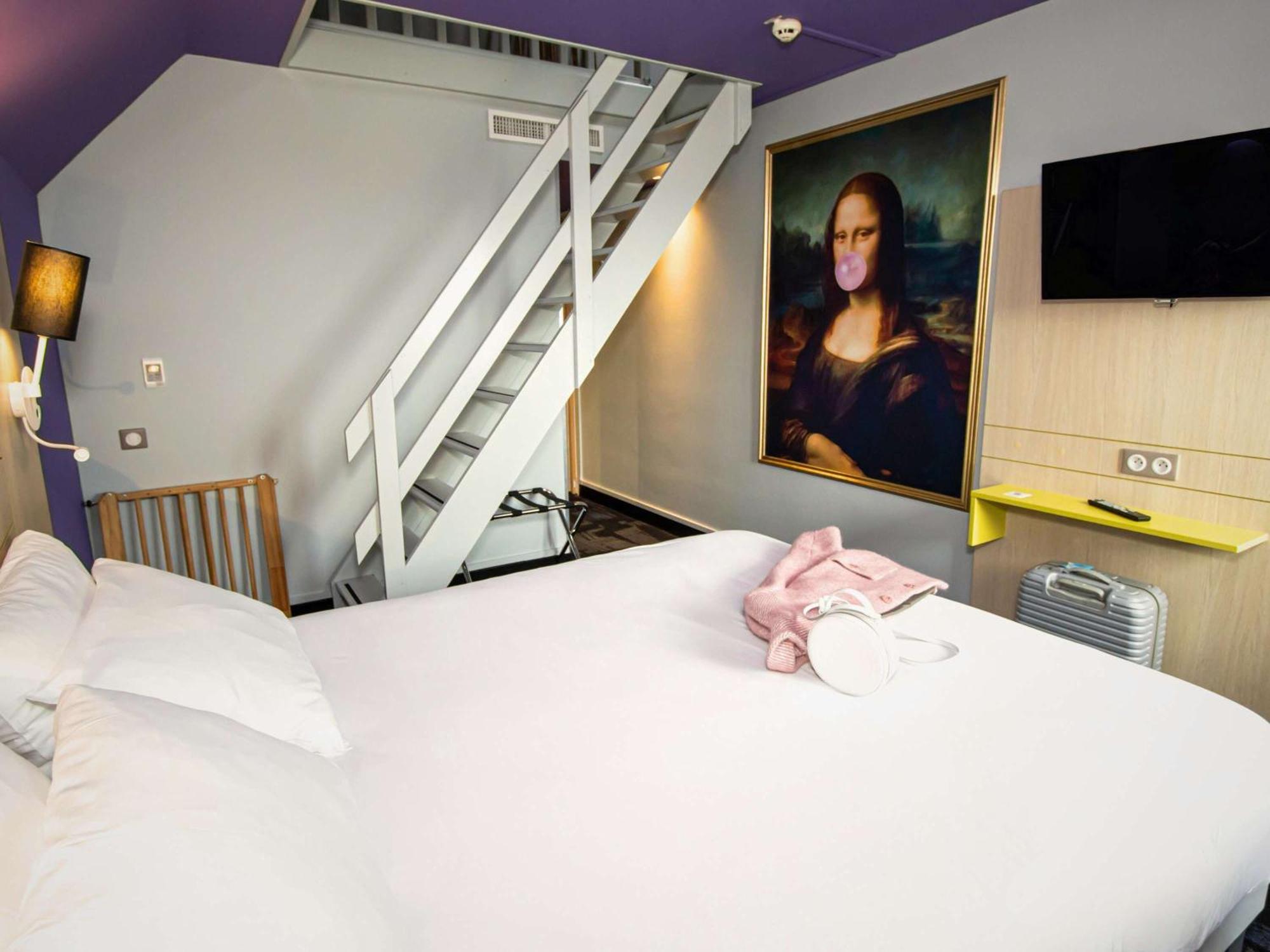 ไอบิส สไตล์ องเฟลอร์ ซองทร์ อิสตอริก Hotel ภายนอก รูปภาพ