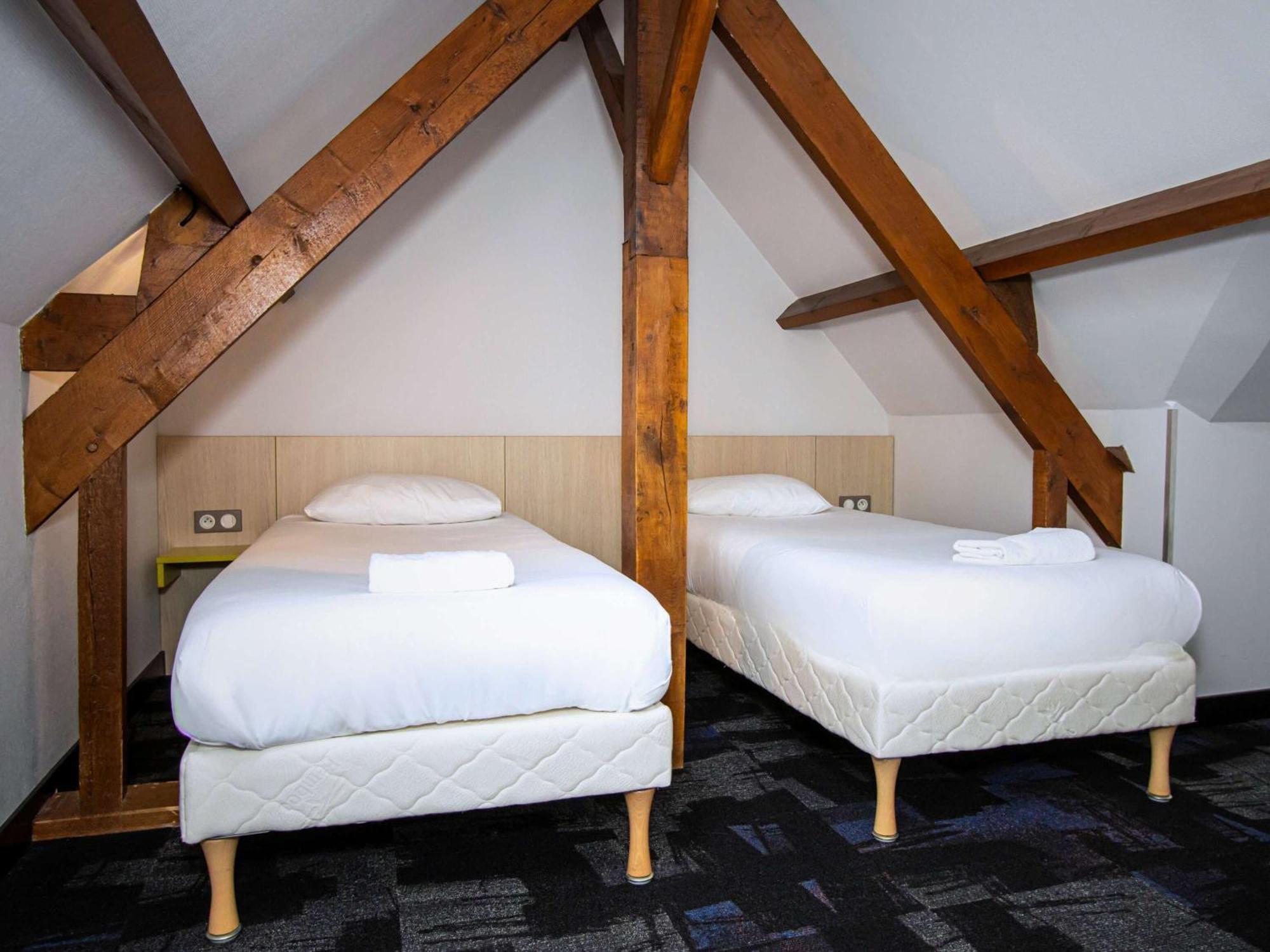 ไอบิส สไตล์ องเฟลอร์ ซองทร์ อิสตอริก Hotel ภายนอก รูปภาพ